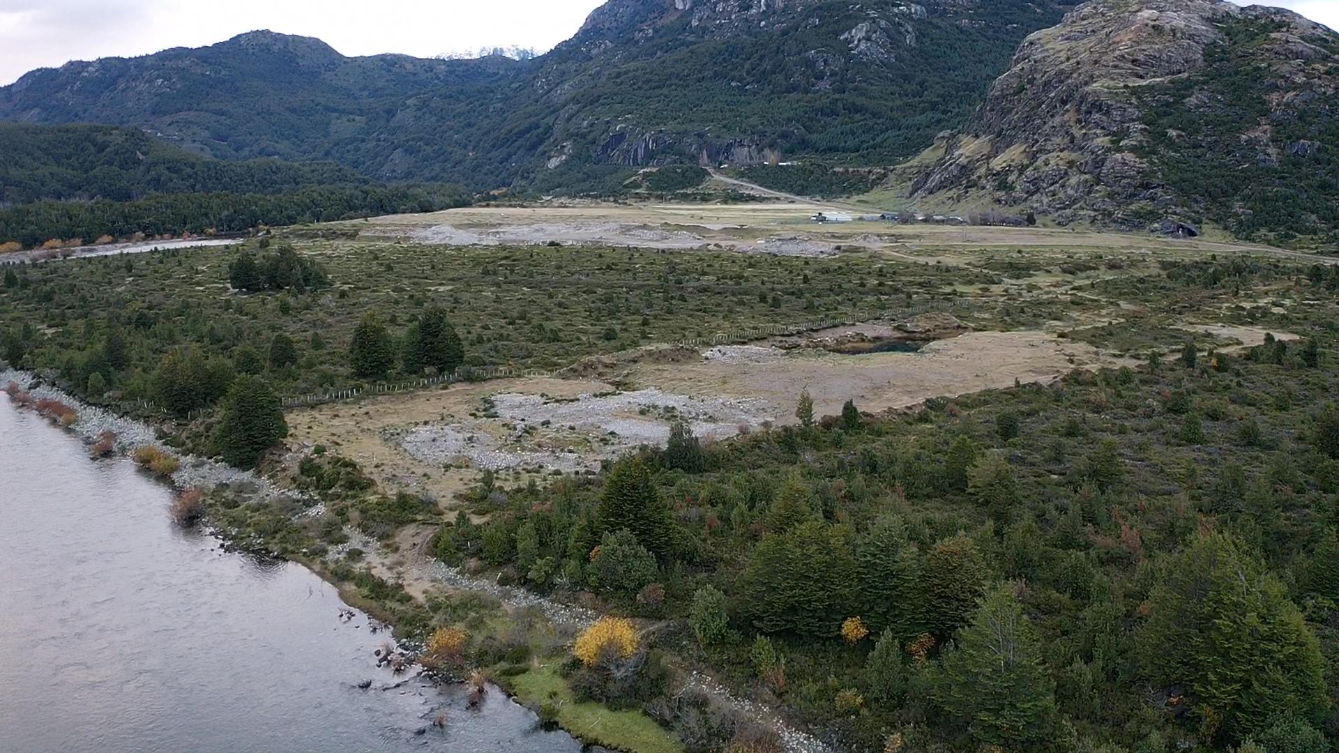 Cisne Medio 2,75 ha - Orilla Río Cisnes - Imagen 3