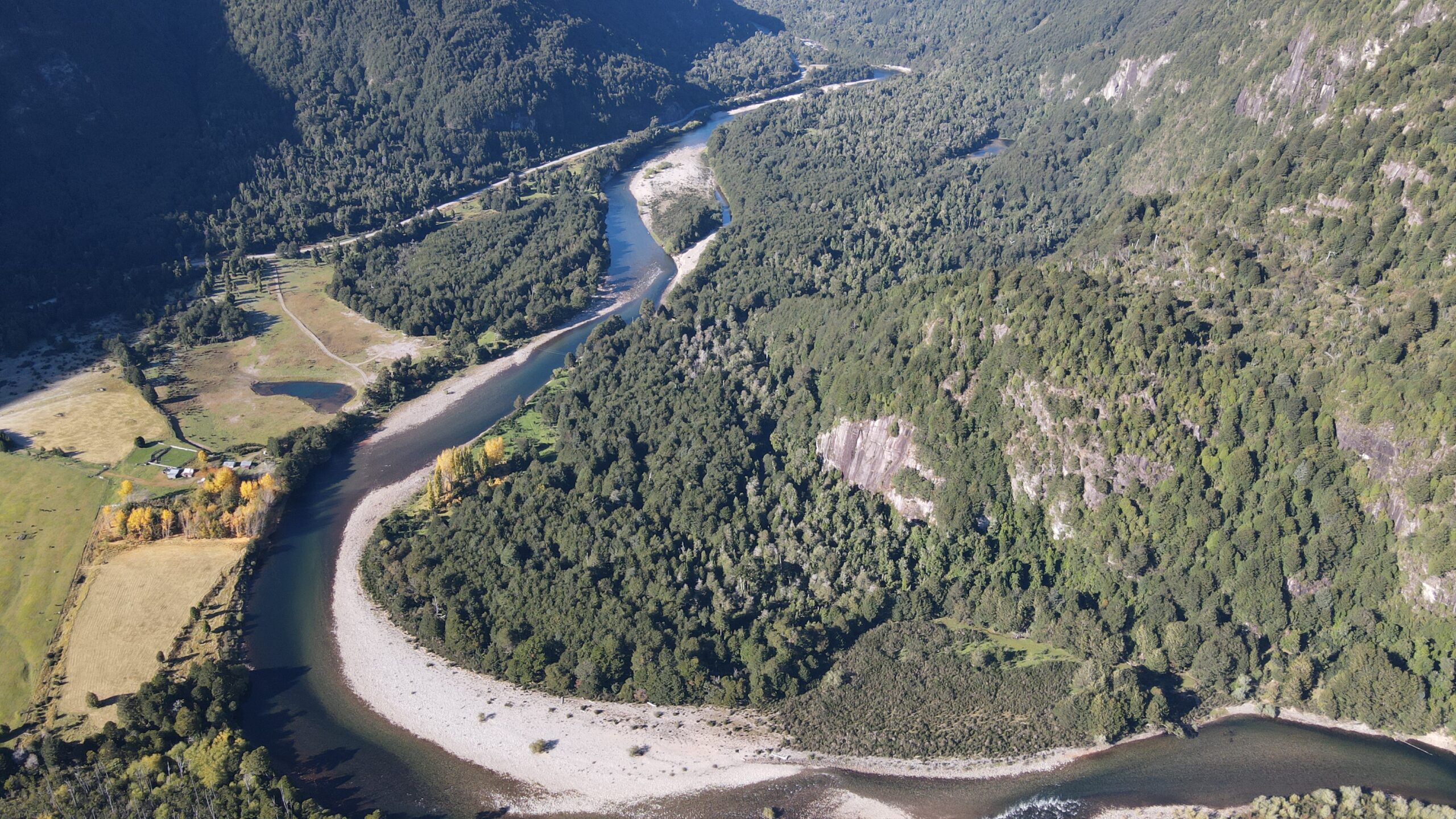 Río Cisnes - La Magia 1,27 ha orilla río - Imagen 16